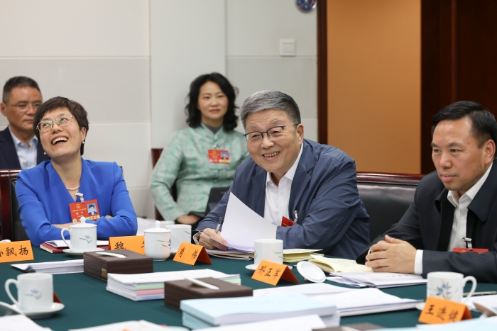 若何破局“内卷式”竞争？江苏代表委员们这样支沼 
